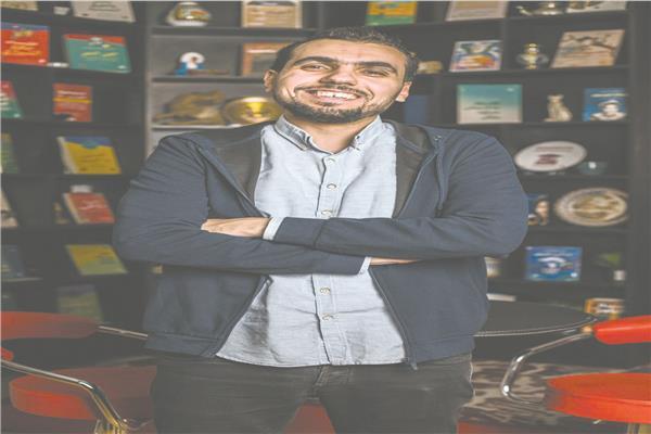 على قطب
